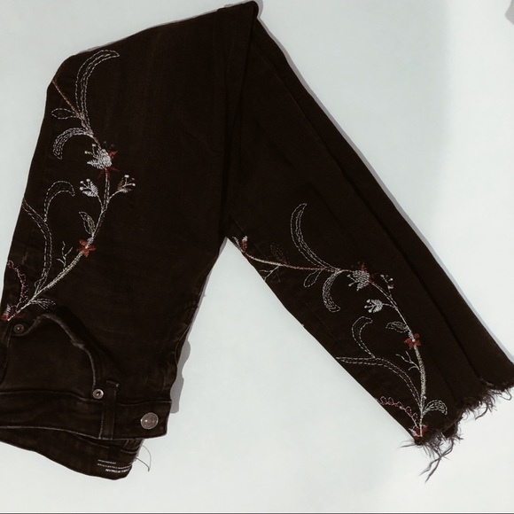 Embroidered black jeans - Picture 1 of 4